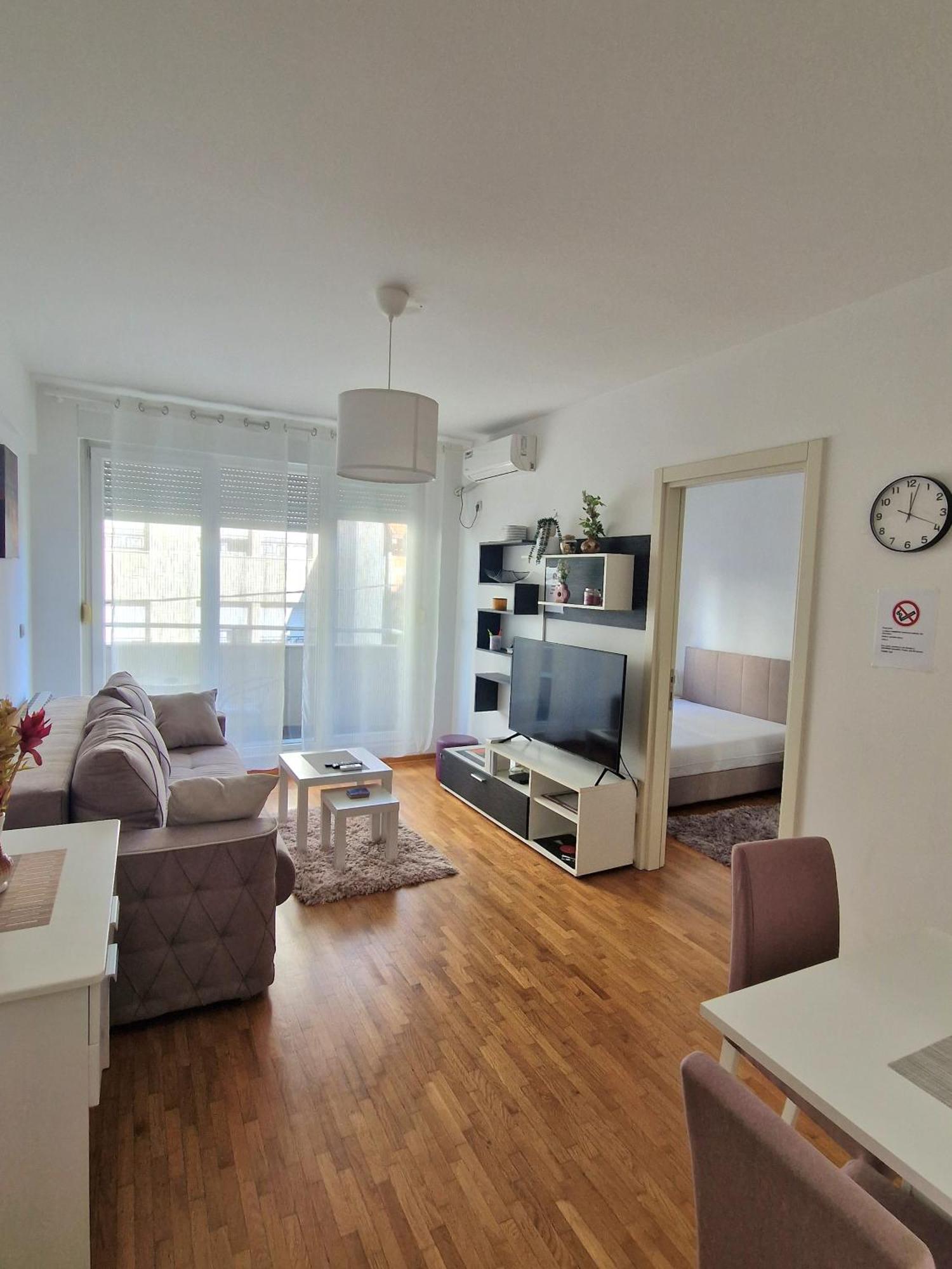 Apartment Anamarie Apartment, Free Parking, Belgrade, Center, Srb Belgrad