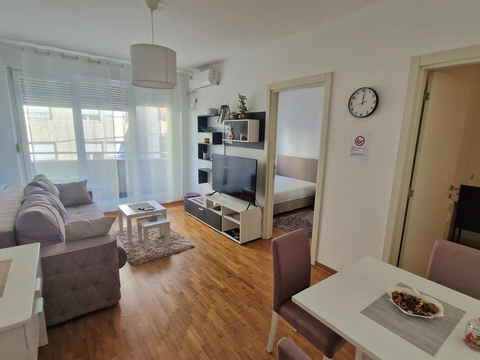 Apartment Anamarie Apartment, Free Parking, Belgrade, Center, Srb Belgrad
